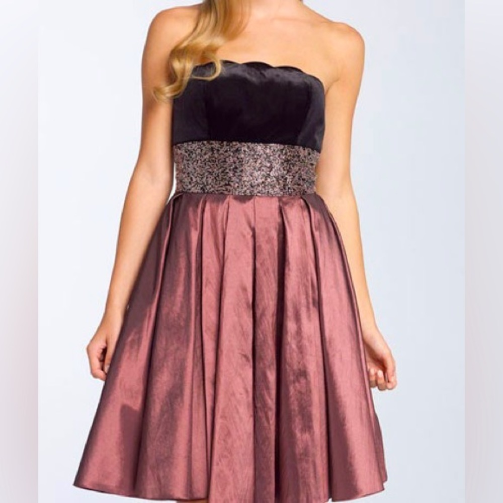 JS Boutique Strapless Dress Size 8 NWOT